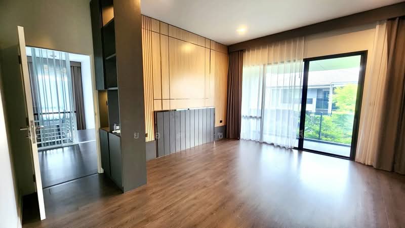 Setthasiri-Krungthep Kreetha 2, Bangkok, Krungthep Kreetha Road, Hua Mak, Bang Kapi, Bangkok, 4 Bedrooms, 300 sqm, Single Detached House For Rent, by สรภพ ยอดไชย (สีฝุ่น), 500440075 - DDproperty.com