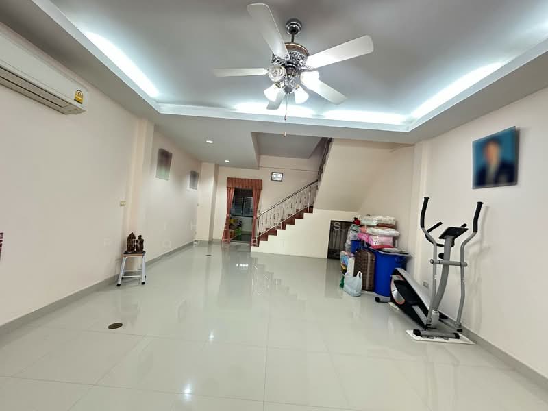 ทาวน์เฮ้าส์บางละมุง ชลบุรี, Chon Buri (Pattaya), Nong Pru, Bang Lamung (Pattaya), Chon Buri (Pattaya), 2 Bedrooms, 100 sqm, Townhouse For Sale, by The Best Property โบ๊ต, 500440087 - DDproperty.com