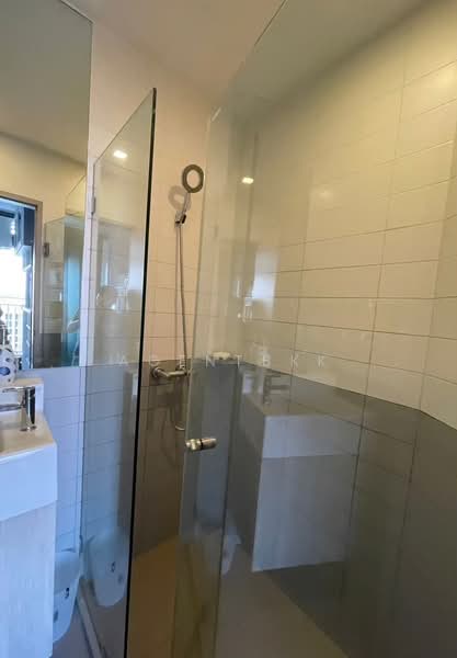 IDEO MOBI Sukhumvit 81, Bangkok, 2097 Sukhumvit Road, Bang Chak, Phra Khanong, Bangkok, 1 Bedroom, 22 sqm, Condo For Rent, by Agentbkk, 500440089 - DDproperty.com