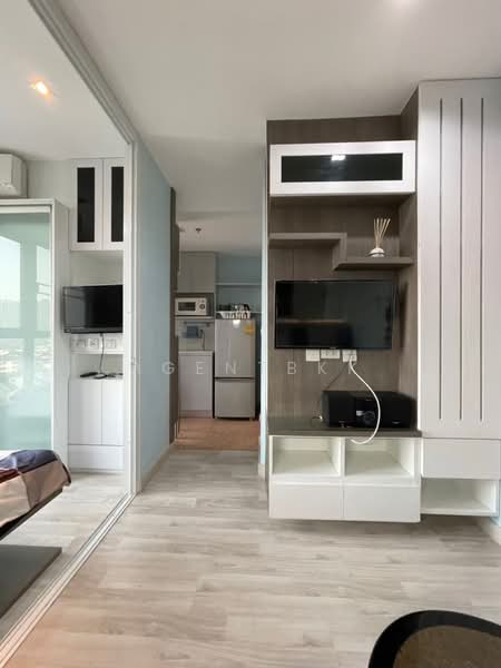 IDEO MOBI Sukhumvit 81, Bangkok, 2097 Sukhumvit Road, Bang Chak, Phra Khanong, Bangkok, 1 Bedroom, 22 sqm, Condo For Rent, by Agentbkk, 500440089 - DDproperty.com
