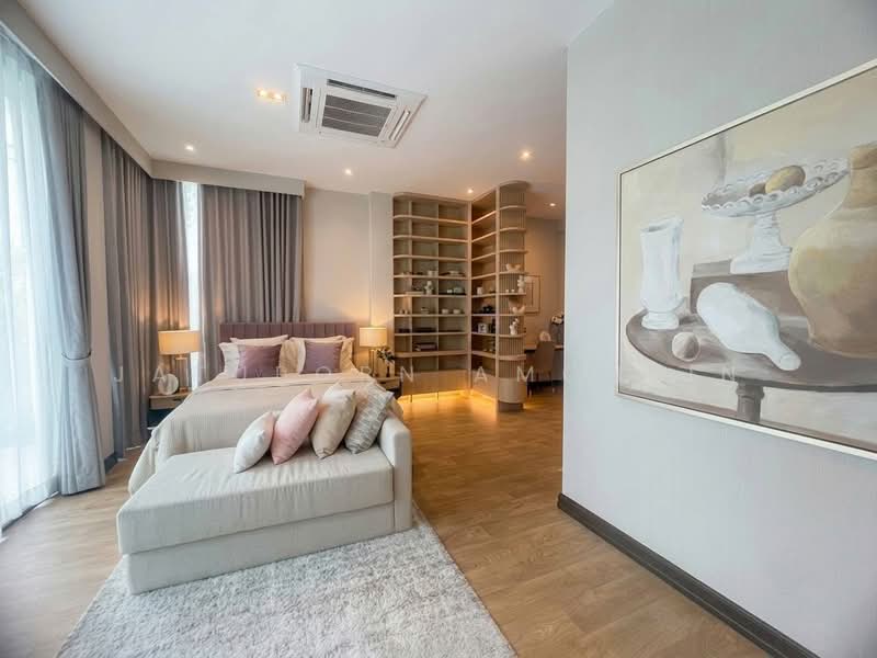 Grand Bangkok Boulevard Yard Bangna, Bangkok, Dok Mai, Prawet, Bangkok, 5 Bedrooms, 776 sqm, Single Detached House For Sale, by Jatuporn Amonsin, 500440101 - DDproperty.com
