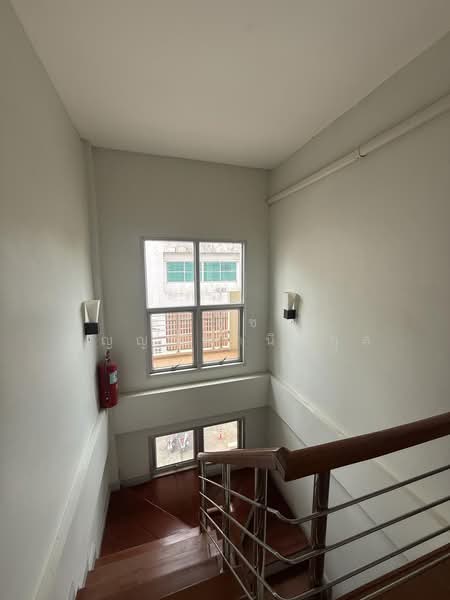 อาคารพาณิชย์ หน้าพิมานคอนโดปาร์ค ขอนแก่น, Khon Kaen, Sila, Muang Khon Kaen, Khon Kaen, , 144 sqm, Shophouse For Rent, by ศศิพัชร ปัญญาพานิชกุล, 500440118 - บันได - DDproperty.com