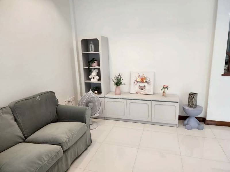 drea, village, Nonthaburi, Mahasawat, Bang Kruai, Nonthaburi, 5 Bedrooms, 200 sqm, Townhouse For Rent, by Airada Parasarn, 500440119 - DDproperty.com