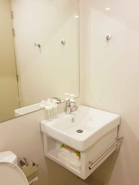 Life Asoke, Bangkok, Asoke-Dindang Road, Bang Kapi, Huai Khwang, Bangkok, 1 Bedroom, 30 sqm, Condo For Rent, by Bridge Estate Thailand, 500440120 - DDproperty.com