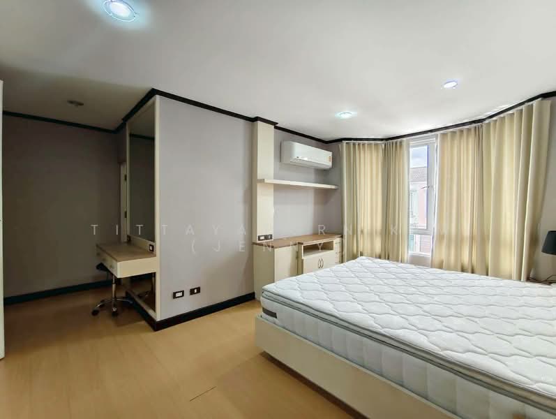 Baan Rock Garden Meng Jai, Bangkok, 601 Ramkhamhaeng Soi 39, Wang Thonglang, Bangkok, 4 Bedrooms, 180 sqm, Townhouse For Rent, by Tittayaporn Kim (Jenny), 500440137 - DDproperty.com