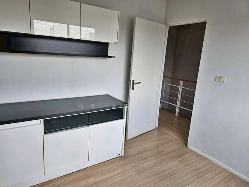 Baan Klang Muang Ngamwongwan : บ้านกลางเมือง งามวงศ์วาน, กรุงเทพ, ซอย งามวงศ์วาน 47 แยก 6-11, ทุ่งสองห้อง, หลักสี่, กรุงเทพ, 135 ตร.ม., ทาวน์เฮ้าส์ ขาย, โดย NR AGENT, 500440152 - DDproperty.com