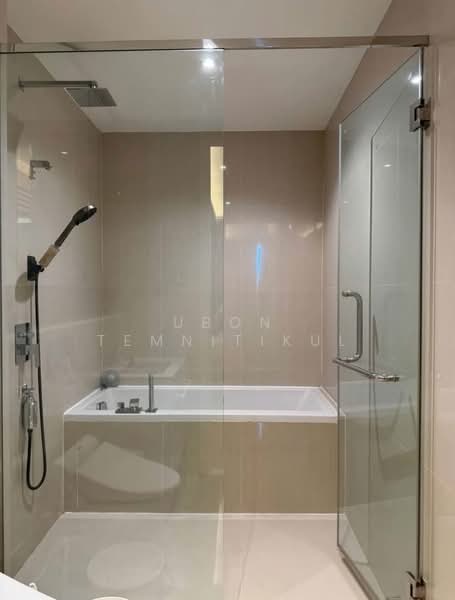 H Sukhumvit 43, Bangkok, 28 Sukhumvit 34 Road, Khlong Tan Nua, Watthana, Bangkok, 1 Bedroom, 43 sqm, Condo For Rent, by Ubon Temnitikul, 500440189 - DDproperty.com