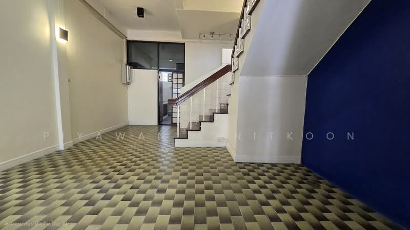 townhouse sukhumvit 10, Bangkok, สุขุมวิท, Khlong Toei, Bangkok, 3 Bedrooms, 250 sqm, Townhouse For Rent, by Piyawan Manitkoon, 500440208 - DDproperty.com
