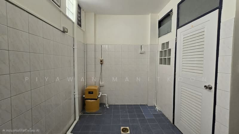 townhouse sukhumvit 10, Bangkok, สุขุมวิท, Khlong Toei, Bangkok, 3 Bedrooms, 250 sqm, Townhouse For Rent, by Piyawan Manitkoon, 500440208 - DDproperty.com