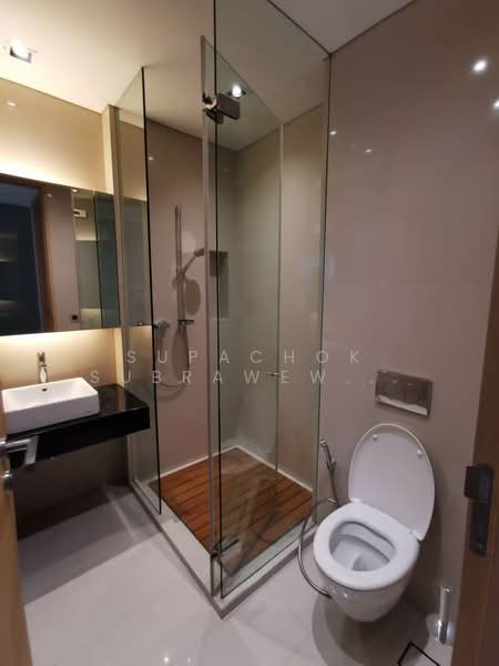Saladaeng Residences, Bangkok, 29/1 North Sathorn Road, Silom, Bang Rak, Bangkok, 2 Bedrooms, 120 sqm, Condo For Rent, by Supachok Subrawewattana, 500440232 - DDproperty.com