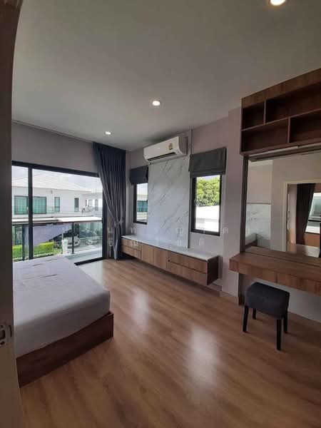 SKY Donmueang - Songprapha, Bangkok, Soi Pracha-u-tit 4, Pracha-u-tit Road, Si Khan, Don Mueang, Bangkok, 3 Bedrooms, 160 sqm, Single Detached House For Rent, by ปรินทร์ญาดา ชิณโชติ, 500440262 - DDproperty.com
