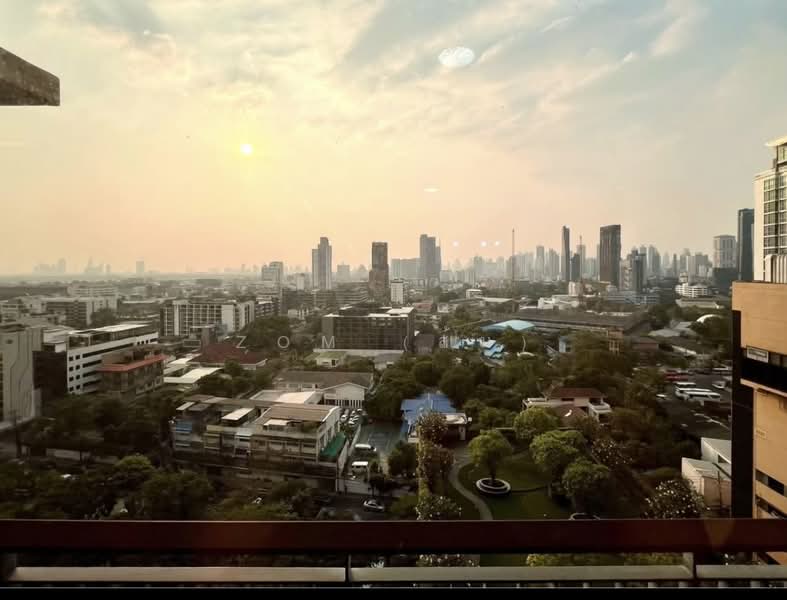 Rhythm Sukhumvit 42, Bangkok, Soi Sukhumvit 42, Sukhumvit Road, Phra Kanong, Khlong Toei, Bangkok, 1 Bedroom, 45 sqm, Condo For Rent, by Zom (ส้ม), 500440271 - DDproperty.com