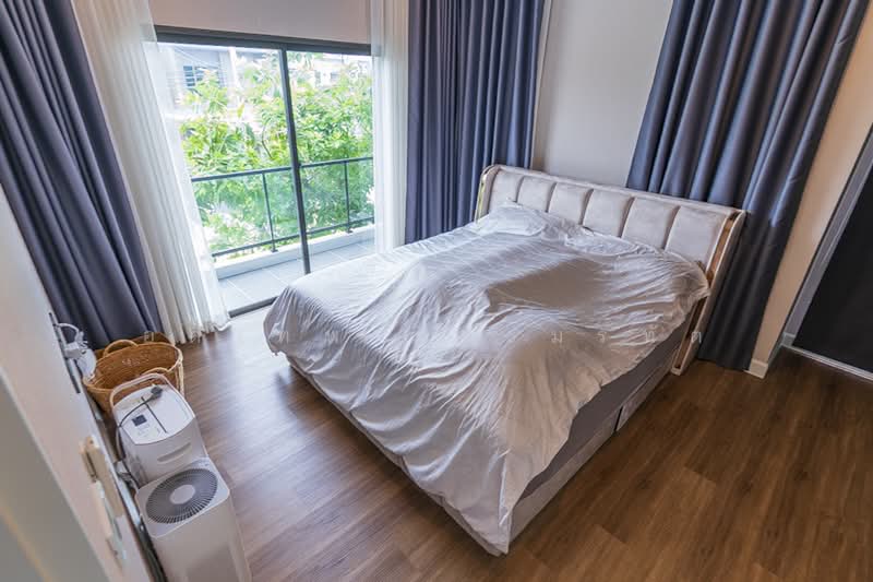 VENUE ID Petchkasem 81, Bangkok, Macharoen Road, Nong Kang Plu, Nong Khaem, Bangkok, 4 Bedrooms, 210 sqm, Single Detached House For Sale, by อดิเทพ ภระมรทัต, 500440295 - DDproperty.com