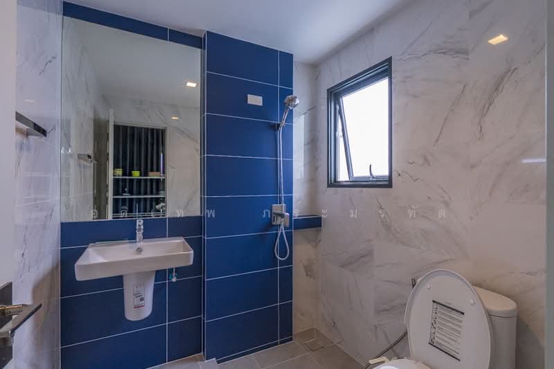 VENUE ID Petchkasem 81, Bangkok, Macharoen Road, Nong Kang Plu, Nong Khaem, Bangkok, 4 Bedrooms, 210 sqm, Single Detached House For Sale, by อดิเทพ ภระมรทัต, 500440295 - DDproperty.com