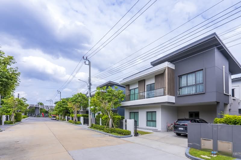 VENUE ID Petchkasem 81, Bangkok, Macharoen Road, Nong Kang Plu, Nong Khaem, Bangkok, 4 Bedrooms, 210 sqm, Single Detached House For Sale, by อดิเทพ ภระมรทัต, 500440295 - DDproperty.com