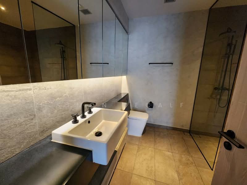 The Lofts Asoke, Bangkok, Sukhumvit 21 Road, Khlongtoei Nua, Watthana, Bangkok, 1 Bedroom, 50 sqm, Condo For Sale, by Simon Decalf, 500440316 - DDproperty.com