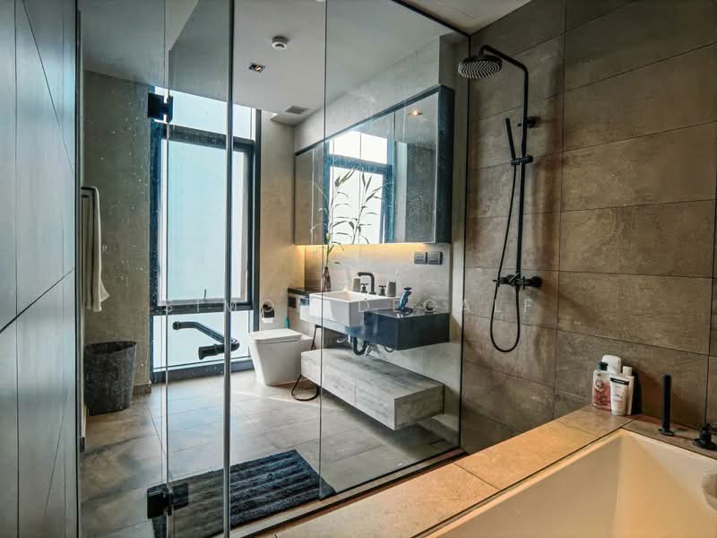 The Lofts Asoke, Bangkok, Sukhumvit 21 Road, Khlongtoei Nua, Watthana, Bangkok, 2 Bedrooms, 86 sqm, Condo For Rent, by Simon Decalf, 500440321 - DDproperty.com