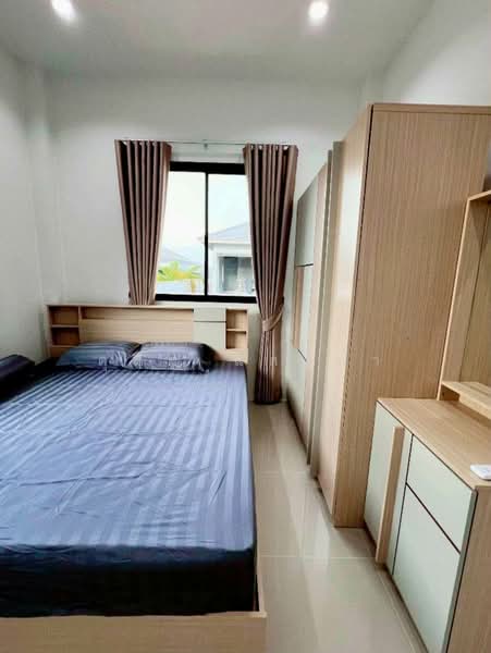 ให้เช่าบ้านเดี่ยว ม.เดอะวิลเลจ8 นิคมพัฒนา ระยอง, Rayong, Nikhom Pattana, Rayong, 2 Bedrooms, 100 sqm, Single Detached House For Rent, by Dusit Saengfa, 500440324 - DDproperty.com