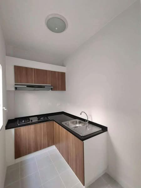 ให้เช่าทาวน์โฮม ม.เบญญาภา ปลวกแดง ระยอง, Rayong, Pluak Daeng, Rayong, 3 Bedrooms, 75 sqm, Townhouse For Rent, by Dusit Saengfa, 500440332 - DDproperty.com