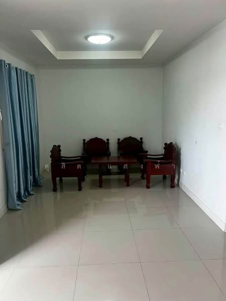 ให้เช่าทาวน์โฮม ม.บูรพา บ่อวิน ศรีราชา, Chon Buri (Pattaya), Bo Win, Si Racha, Chon Buri (Pattaya), 3 Bedrooms, 80 sqm, Townhouse For Rent, by Dusit Saengfa, 500440340 - DDproperty.com