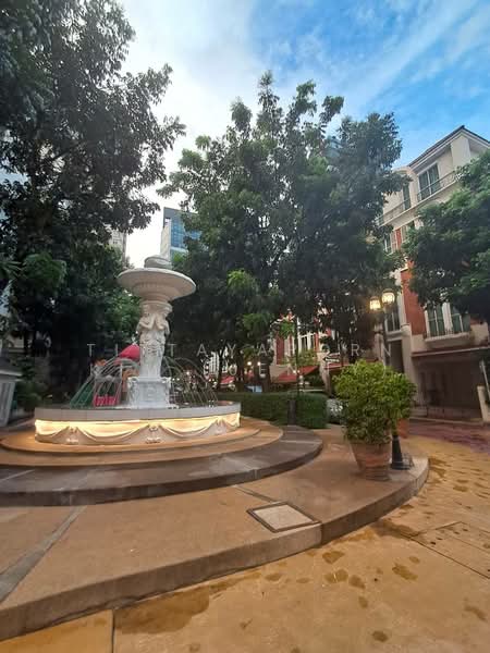 Baan Klang Krung Thonglor : บ้านกลางกรุงทองหล่อ, กรุงเทพ, 55 ซอยสุขุมวิท 55, คลองตันเหนือ, วัฒนา, กรุงเทพ, 456 ตร.ม., ทาวน์เฮ้าส์ ให้เช่า, โดย Tittayaporn Kim (Jenny), 500440360 - DDproperty.com