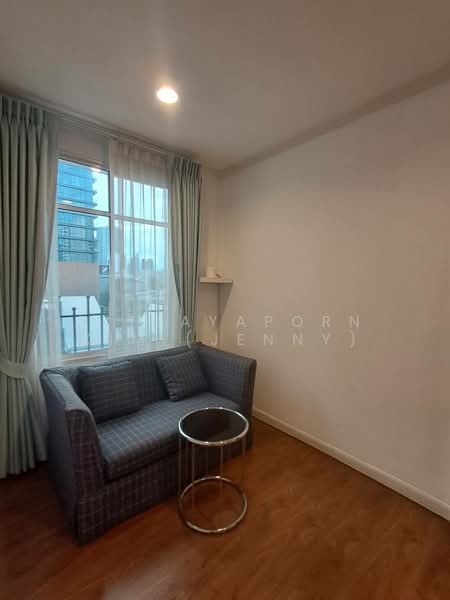 Baan Klang Krung Thonglor, Bangkok, 55 Soi Sukhumvit 55, Khlong Tan Nua, Watthana, Bangkok, 5 Bedrooms, 456 sqm, Townhouse For Rent, by Tittayaporn Kim (Jenny), 500440360 - DDproperty.com