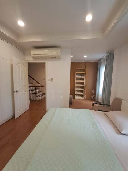 Baan Klang Krung Thonglor : บ้านกลางกรุงทองหล่อ, กรุงเทพ, 55 ซอยสุขุมวิท 55, คลองตันเหนือ, วัฒนา, กรุงเทพ, 456 ตร.ม., ทาวน์เฮ้าส์ ให้เช่า, โดย Tittayaporn Kim (Jenny), 500440360 - DDproperty.com