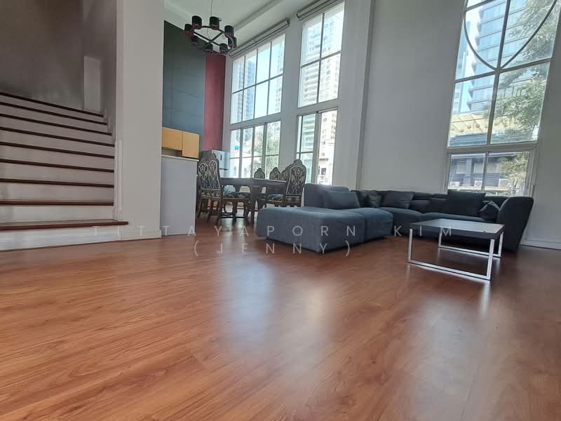 Baan Klang Krung Thonglor, Bangkok, 55 Soi Sukhumvit 55, Khlong Tan Nua, Watthana, Bangkok, 5 Bedrooms, 456 sqm, Townhouse For Rent, by Tittayaporn Kim (Jenny), 500440360 - DDproperty.com
