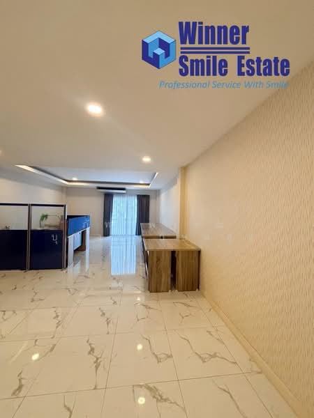 โฮมออฟฟิต 5 ชั้น ถนนเสรีไทย 43, Bangkok, เสรีไทย 43, Khlong Kum, Bueng Kum, Bangkok, 5 Bedrooms, 416 sqm, Townhouse For Sale, by ภัทรพรรณ บุหงาเกษมสุข, 500440361 - DDproperty.com