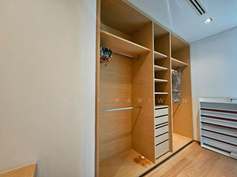 Saladaeng Residences : ศาลาแดง เรสซิเด้นซ์, กรุงเทพ, 29/1 ถนนสาทรเหนือ, สีลม, บางรัก, กรุงเทพ, 126 ตร.ม., คอนโด ขาย, โดย Sutapat Pariwong, 500440383 - DDproperty.com