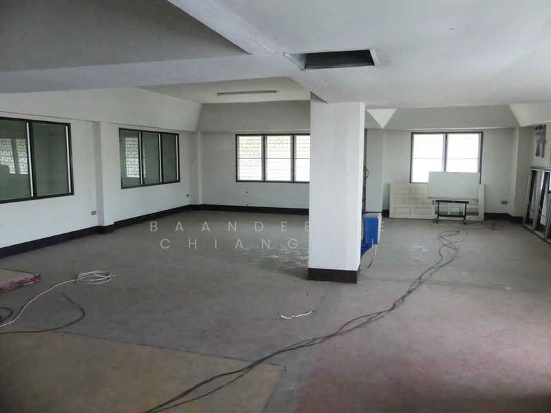Warehouse for rent near Maejo University, Chiang Mai Rental Price: 38,000 THB / month No.11H669, Chiang Mai, Pa Phai, San Sai, Chiang Mai, , 200 sqm, Warehouse/Factory For Rent, by Baandeedee Chiangmai, 500440468 - DDproperty.com
