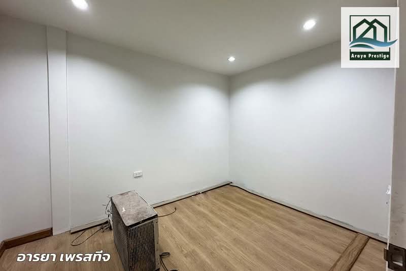 อมรพันธุ์ ลาดพร้าววังหิน74, Bangkok, Lat Phrao, Bangkok, 3 Bedrooms, 75 sqm, Townhouse For Sale, by วิสุทธินี เฉลิมสินสุวรรณ, 500440472 - DDproperty.com