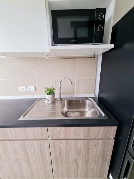 Supalai Loft Prajadhipok-Wongwian Yai, Bangkok, Prajadhipok Road, Somdet Chao Phraya, Khlong San, Bangkok, 2 Bedrooms, 67 sqm, Condo For Rent, by Living Real Estates, 500440478 - DDproperty.com