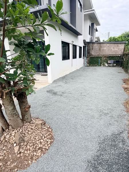 Townhome for rent near Kad Pakwan Market, Chiang Mai Rental Price: 14,000 THB / month No.14H1114, Chiang Mai, San Phak Wan, Hang Dong, Chiang Mai, 2 Bedrooms, 110 sqm, Townhouse For Rent, by Baandeedee Chiangmai, 500440485 - DDproperty.com