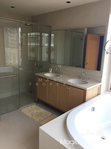 The Emporio Place, Bangkok, 93 Soi Sukhumvit 24, Sukhumvit Road, Khong Tan, Khlong Toei, Bangkok, 3 Bedrooms, 169 sqm, Condo For Rent, by Magic Property, 500440486 - DDproperty.com