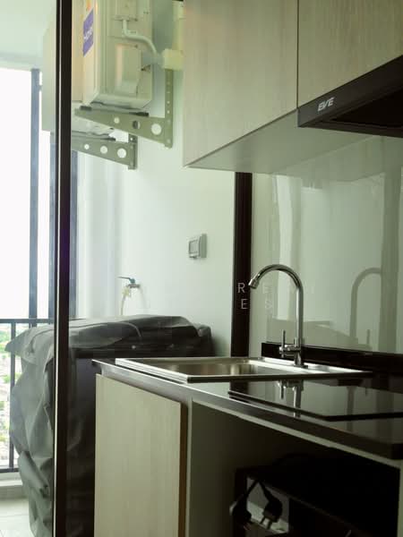 Regent Home Wutthakat, Bangkok, Wutthakat Road, Talat Plu, Thon Buri, Bangkok, Studio, 26 sqm, Condo For Sale, by Living Real Estates, 500440501 - DDproperty.com