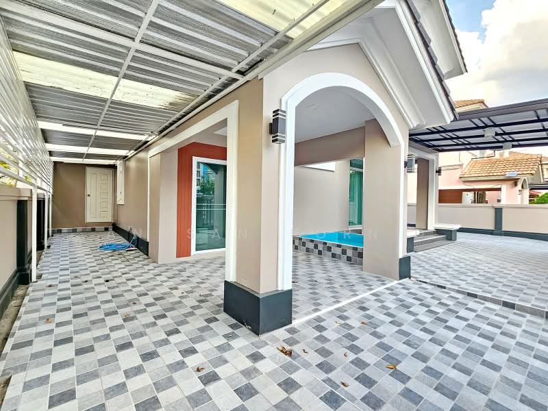 Passorn 12 Rangsit Klong 3, Pathum Thani, Yothathikan Khu Khot-Klong Luang Road, Khlong Sam, Khlong Luang, Pathum Thani, 4 Bedrooms, 150 sqm, Single Detached House For Sale, by Angsanaporn D, 500440512 - DDproperty.com