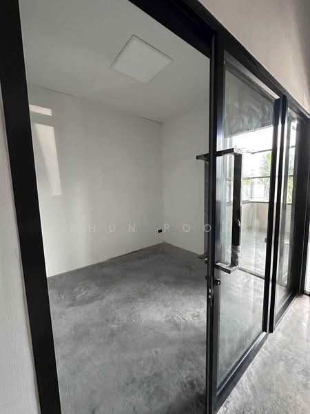 For Rent: Warehouse with Office | Chalerm Phrakiat Rama IX | Parking for 10+ Cars (SPSSR320), Bangkok, เฉลิมพระเกียรติ ร.9, Nong Bon, Prawet, Bangkok, , 540 sqm, Warehouse/Factory For Rent, by Khun Poon, 500440545 - DDproperty.com