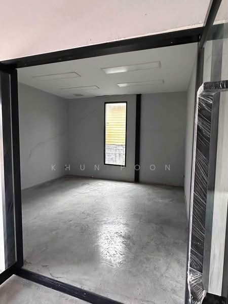 For Rent: Warehouse with Office | Chalerm Phrakiat Rama IX | Parking for 10+ Cars (SPSSR320), Bangkok, เฉลิมพระเกียรติ ร.9, Nong Bon, Prawet, Bangkok, , 540 sqm, Warehouse/Factory For Rent, by Khun Poon, 500440545 - DDproperty.com
