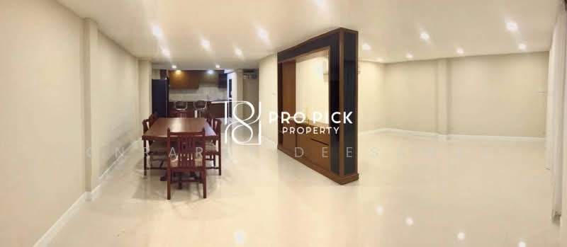 For Rent Townhouse BTS Ekamai Sukhumvit Watthana Bangkok PP-00401, Bangkok, สุขุมวิท, Khlong Tan Nua, Watthana, Bangkok, 3 Bedrooms, 350 sqm, Townhouse For Rent, by Konrarat Deesawat, 500440586 - DDproperty.com
