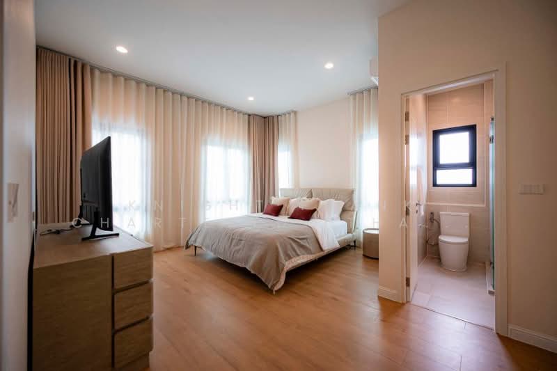 Narinsiri Krungthep Kreetha, Bangkok, Saphan Sung, Bangkok, 5 Bedrooms, 430 sqm, Single Detached House For Rent, by Knight Frank Chartered (Thailand) Co.,Ltd, 500440591 - DDproperty.com