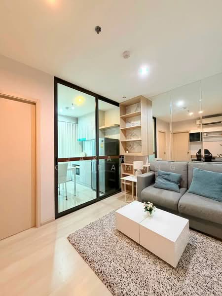 Life Pinklao, Bangkok, Boromarajonani Road, Bang Bamru, Bang Phlat, Bangkok, 1 Bedroom, 30 sqm, Condo For Rent, by Jakarin Houpramong, 500440599 - DDproperty.com