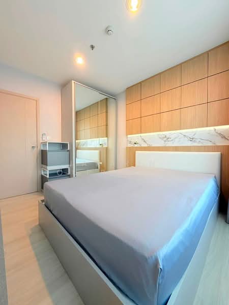 Life Pinklao, Bangkok, Boromarajonani Road, Bang Bamru, Bang Phlat, Bangkok, 1 Bedroom, 30 sqm, Condo For Rent, by Jakarin Houpramong, 500440599 - DDproperty.com