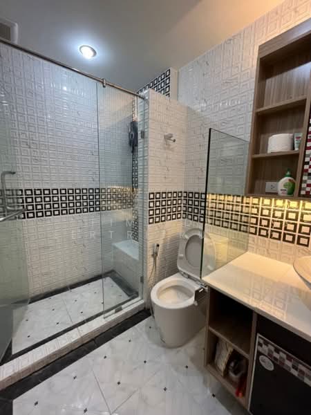 Supalai River Place Charoen Nakorn, Bangkok, 1529 Soi Chareonnakorn 39, Chareonnakorn Road, Bang Lam Phu Lang, Khlong San, Bangkok, 1 Bedroom, 50 sqm, Condo For Sale, by Pimlada Lertritrungmanee, 500440600 - DDproperty.com