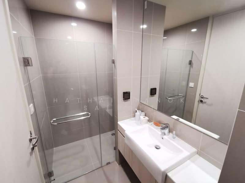 Noble Recole, Bangkok, 77 Soi Sukhumvit 19 Sukhumvit Road, Khlongtoei Nua, Watthana, Bangkok, 2 Bedrooms, 65 sqm, Condo For Rent, by Hathaichanok Saenset, 500440609 - DDproperty.com
