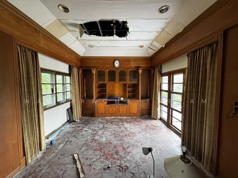 Thana City is selling land with a house included, Samut Prakan, บางนา-ตราด, Bang Chalong, Bang Plee, Samut Prakan, 5 Bedrooms, 1,000 sqm, Single Detached House For Sale, by Wachiracha Taptam, 500440614 - DDproperty.com