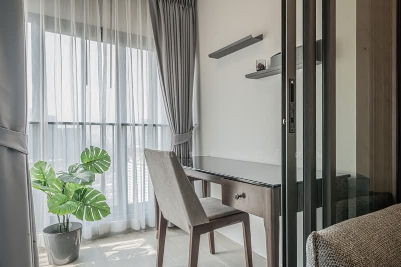 Life Phahon-Ladprao, Bangkok, 996 Phahonyothin Road, Jom Phon, Chatuchak, Bangkok, 1 Bedroom, 35 sqm, Condo For Rent, by ปัจจัย โชติสุขรัตน์, 500440666 - DDproperty.com