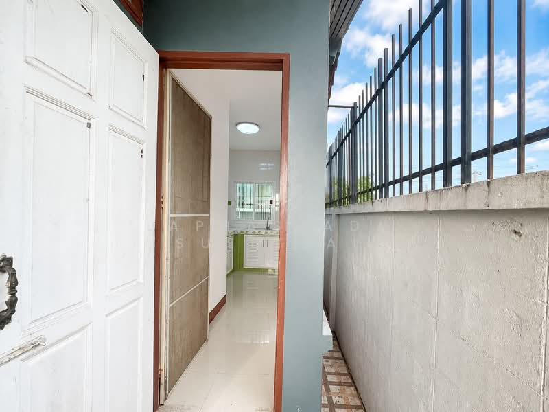 หมู่บ้านอยู่สบายพรรพี วิลล่า คลองหนึ่ง, ปทุมธานี, เทพกุญชร45, คลองหนึ่ง, คลองหลวง, ปทุมธานี, 90 ตร.ม., บ้านเดี่ยว ขาย, โดย Laphasrada Suebthai, 500440678 - DDproperty.com