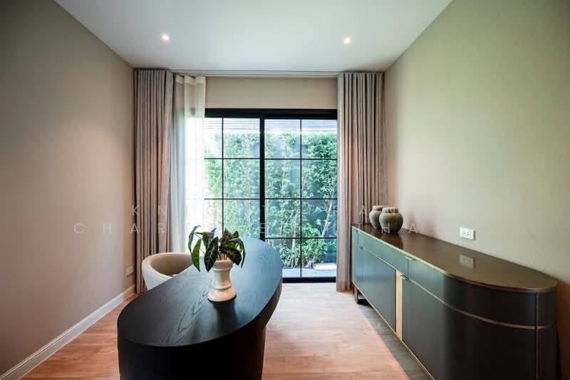 Narinsiri Rama 9-Krungthep Kreetha, Bangkok, Saphan Sung, Bangkok, 4 Bedrooms, 330 sqm, Single Detached House For Rent, by Knight Frank Chartered (Thailand) Co.,Ltd, 500440701 - DDproperty.com