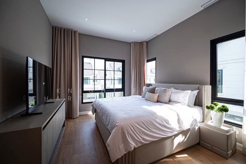 Narinsiri Rama 9-Krungthep Kreetha, Bangkok, Saphan Sung, Bangkok, 4 Bedrooms, 330 sqm, Single Detached House For Rent, by Knight Frank Chartered (Thailand) Co.,Ltd, 500440701 - DDproperty.com